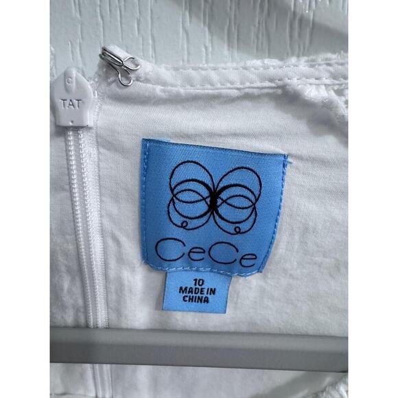 CeCe White Eyelet Fabric Large Bell Sleeves Ruffled Cuffs Mini Dress Size 10 - Picture 3 of 10